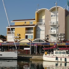 Hotel Port Beach