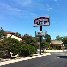Country Hearth Inn & Suites Kinston