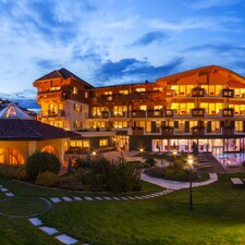 Mirabell Dolomites Hotel Luxury Ayaurveda & SPA