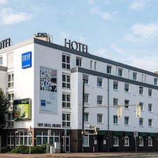 TRYP by Wyndham Bremen Airport Hotel
