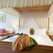 Hotel Almwellness-Resort Tuffbad