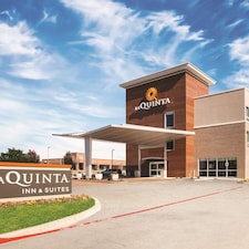 La Quinta Inn & Suites Dallas Northeast Arboretum