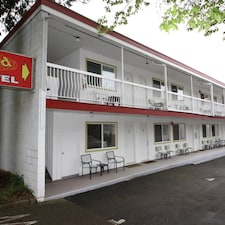 Harrison Spa Motel