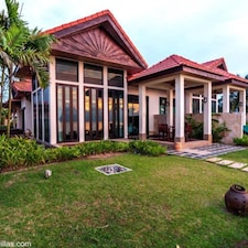 Borneo Beach Villas
