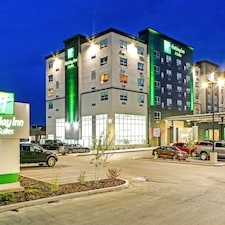 Holiday Inn  & Suites Calgary Airport North