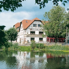 Landhotel & Gasthof Zur Goldenen Aue