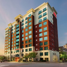 Hampton Inn and Suites National Harbor, MD