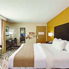La Quinta Inn & Suites San Diego Carlsbad