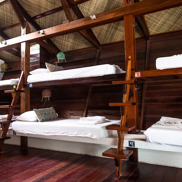 1 Bed in 10-bed Community Villa