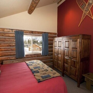 Premium Cabin, 2 Bedrooms, 2 Bathrooms