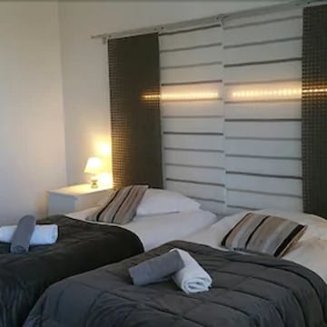 Triple room (3 single beds)