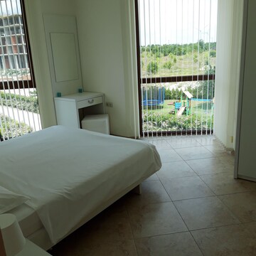 Apartment, 2 Bedrooms, Balcony, Sea View