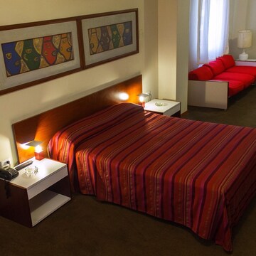 Suite, 1 Queen Bed