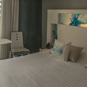 Classic Double Room, Sea View
