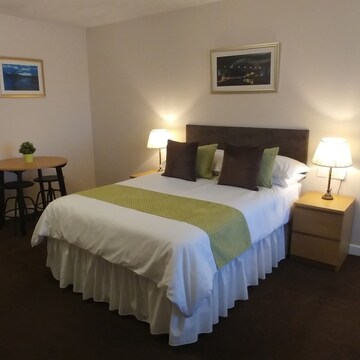 Double Room, Ensuite (With Extra Facilities )