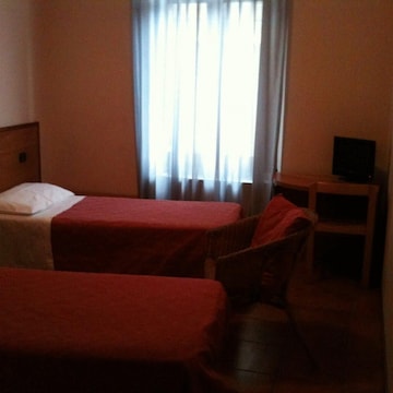 Standard Double Room, 2 Twin Beds