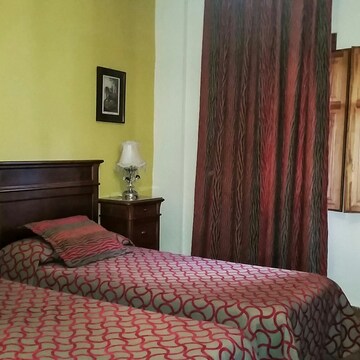 Double Room (with extra bed)