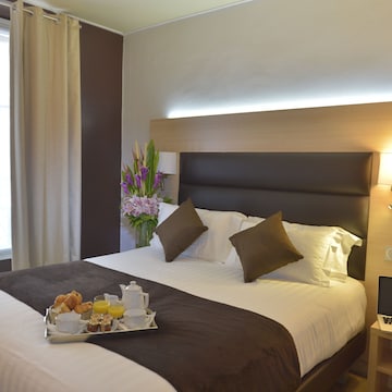 Double Room (Extra bed)