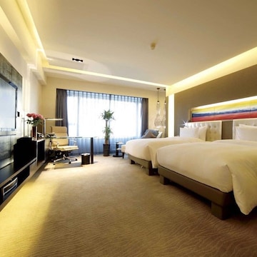 Superior Twin Room, 2 Twin Beds (East Wing)