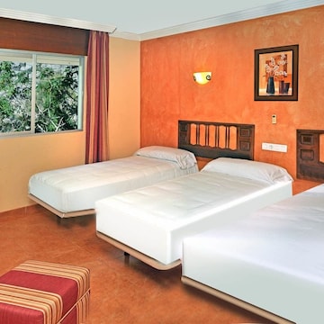 Double Room (Extra bed  - 3 Adults)