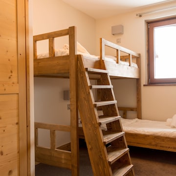 Apartment, 1 Bedroom (Plus Cabin)