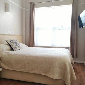 Double Room (room only)