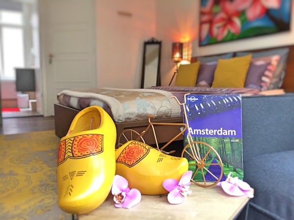 Amsterdam 4 Holiday Guestrooms