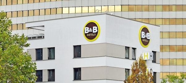 B&B HOTEL Stuttgart-Neckarhafen