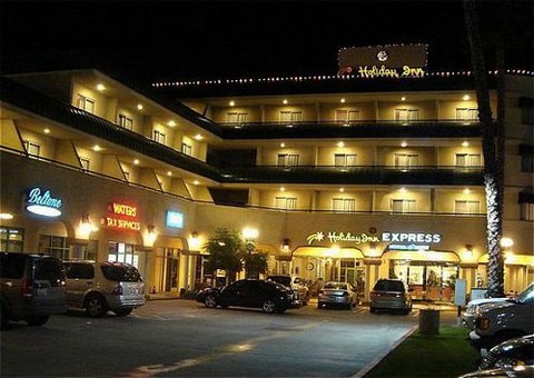 Holiday Inn Express Hotel & Suites Pasadena-Colorado Boulevard, An Ihg Hotel