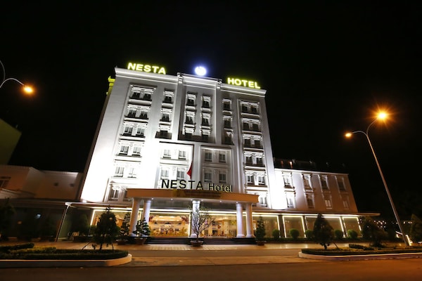 ネスタ ホテル