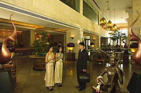 Hotel Chaophya Park