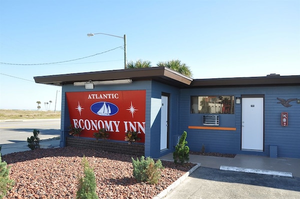 Atlantic Economy Inn