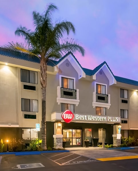 Best Western Plus Diamond Valley Inn