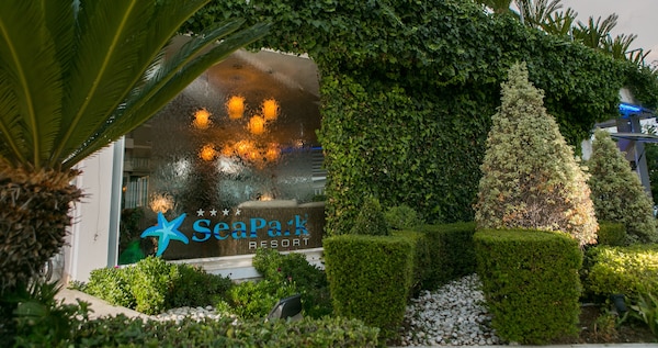 SeaPark SPA Resort