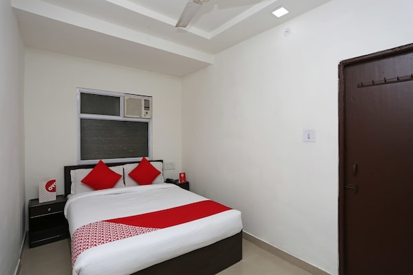 OYO 19660 Hotel Tirupati Residency