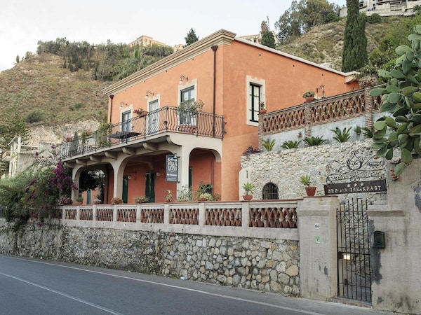 Villa Degli Ulivi