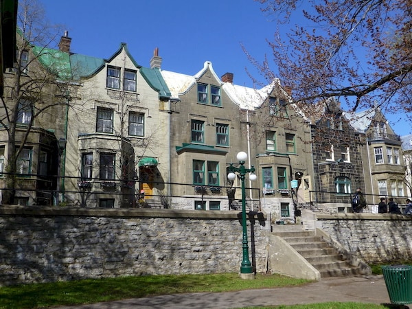 Hotel Manoir Vieux-Quebec