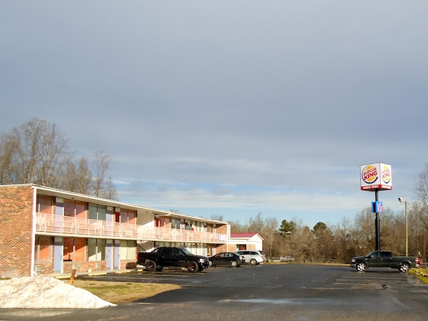 Motel 6-Connellys Springs, NC