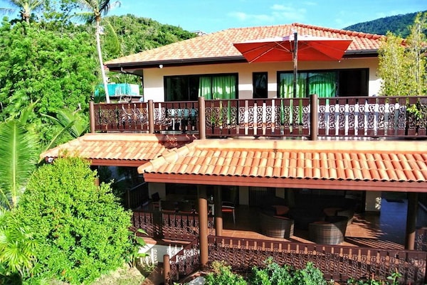 Villa Palm