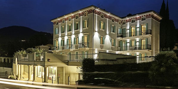 Garda Palace Hotel