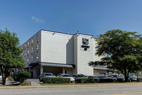 The University Inn next to Duke University Medical Center