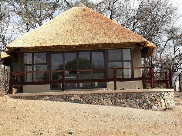 Magwena River Lodge