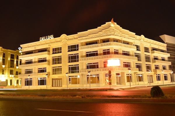 Deluxe Hotel Baku