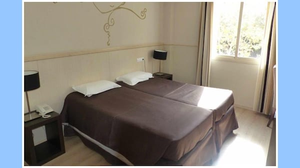 A And H Suites Madrid