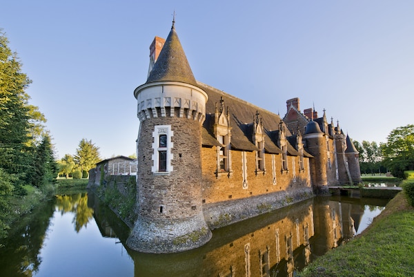 Chateau De La Colaissiere