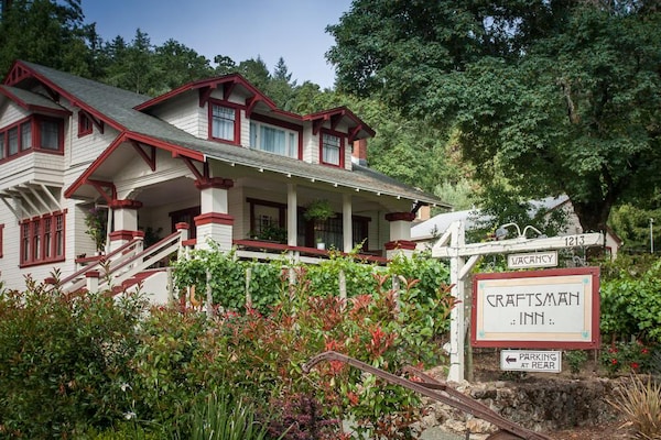 Craftsman Inn