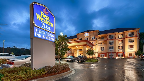 Best Western Cecil Field Inn & Suites