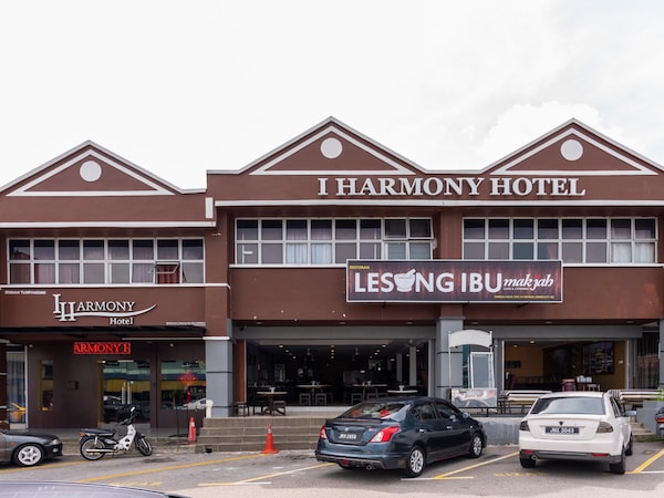 OYO 960 I Harmony Hotel