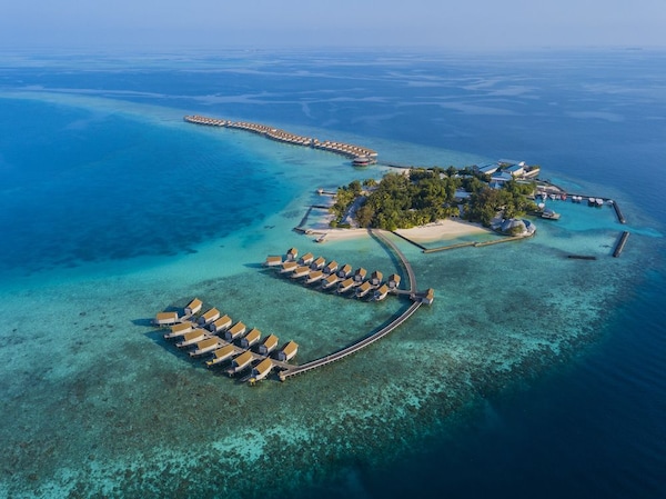 Centara Ras Fushi Maldives