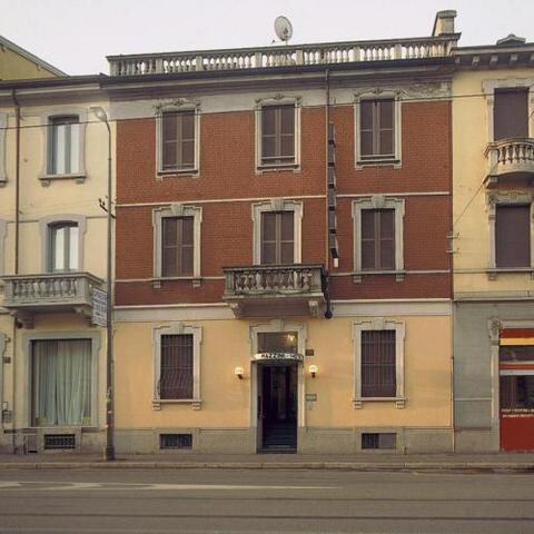 Hotel Mazzini